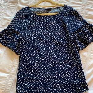 Banana Republic Navy & White Top Size Medium